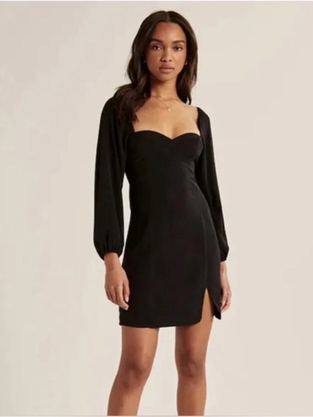 Abercrombie & Fitch Black Sweetheart Long-Sleeve Mini Dress